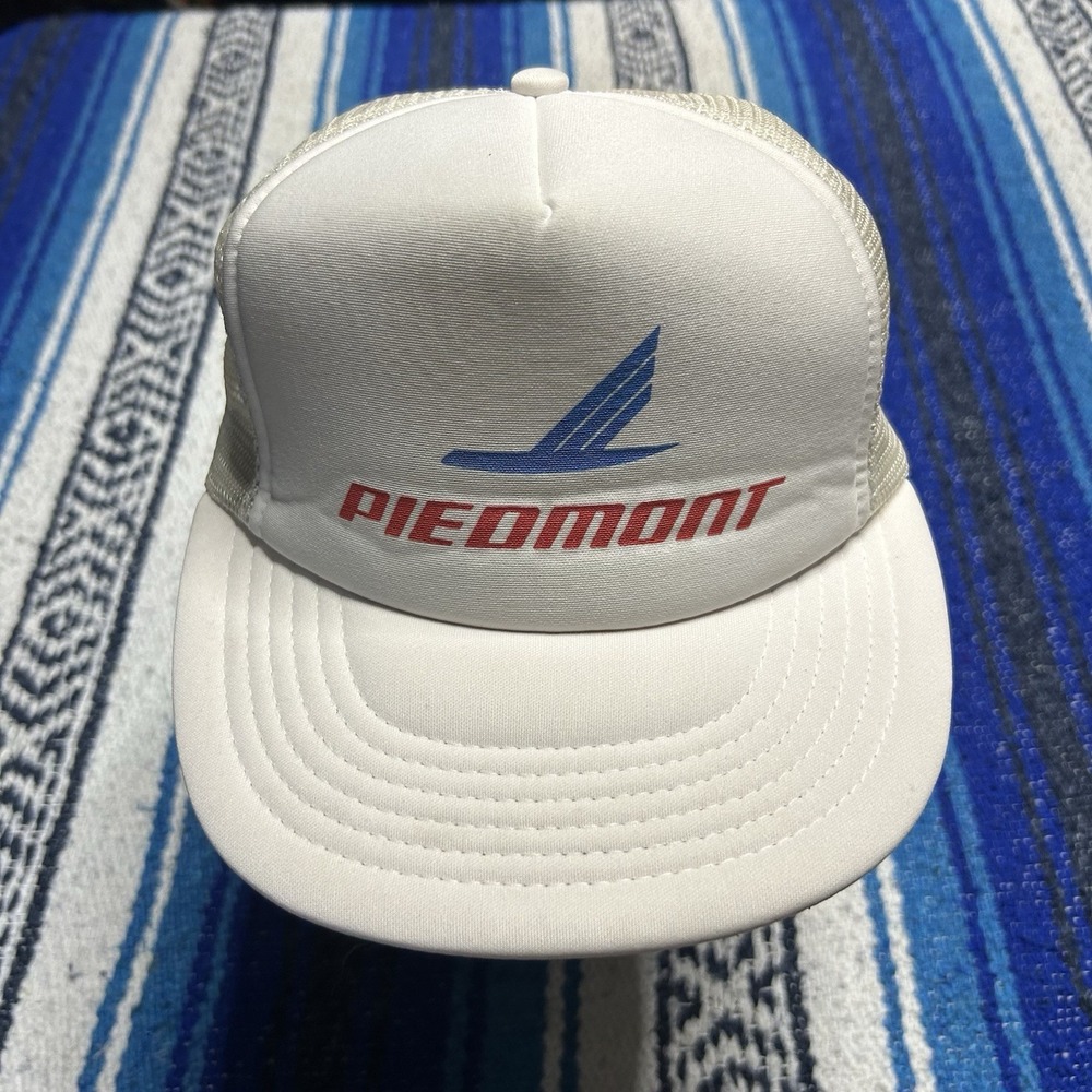 Vintage Piedmont Airlines Trucker Hat White Mesh Snapback Cap Aviation Retro